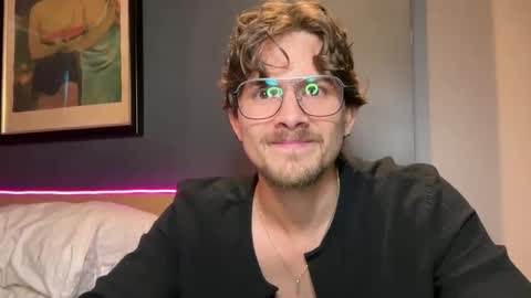 Snapshot of mcklister69 chatting on 02-19-26, 05:53 mcklister online show from 02-19-26, 05:53