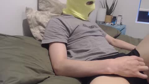 Snapshot of mclovinismydad chatting on 12-05-24, 06:21 mclovinismydad online show from 12-05-24, 06:21