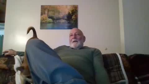 Snapshot of mdane99 chatting on 12-04-24, 11:02 mdane99 online show from 12-04-24, 11:02