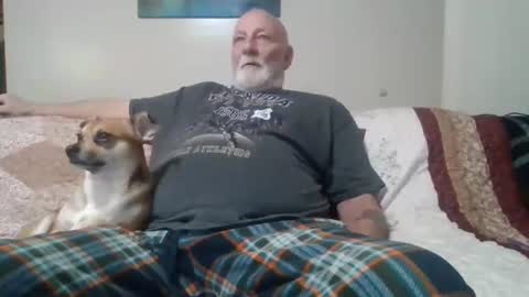 Snapshot of mdane99 chatting on 01-06-25, 11:42 mdane99 online show from 01-06-25, 11:42