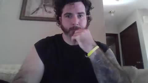 Snapshot of mdavis1six chatting on 12-01-25, 02:11 Davis online show from 12-01-25, 02:11