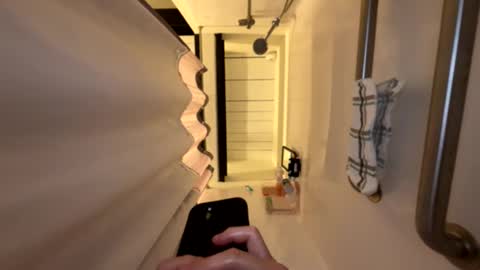 Dens cam online show from 10-20-25, 08:20