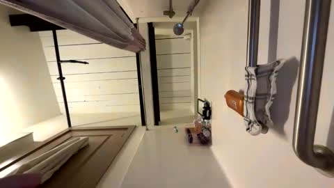 Dens cam online show from 11-09-25, 10:52