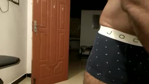 me_hai12 online show from 11-28-25, 12:30