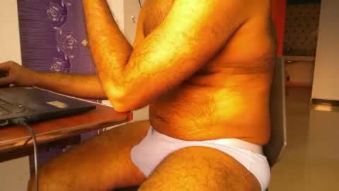 me_hai12 online show from 02-10-26, 11:58