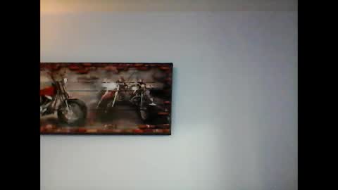 me at home online show from 01-08-25, 01:31