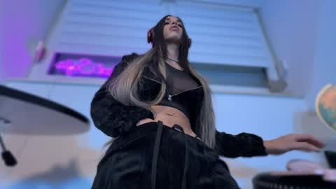   online show from 11-15-25, 08:16