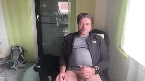 medeinoe online show from 01-29-25, 02:10