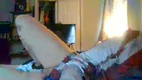 Snapshot of medic243 chatting on 12-15-24, 03:09 Medicineman online show from 12-15-24, 03:09