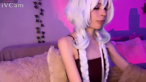 Nicole online show from 06-17-26, 06:53