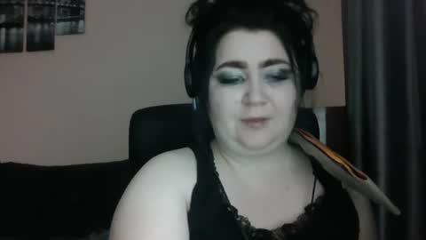 Snapshot of medjik_lool chatting on 12-12-24, 11:07 Oltereodora-lima online show from 12-12-24, 11:07