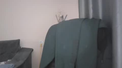 Snapshot of medjik_lool chatting on 12-13-24, 12:28 Oltereodora-lima online show from 12-13-24, 12:28