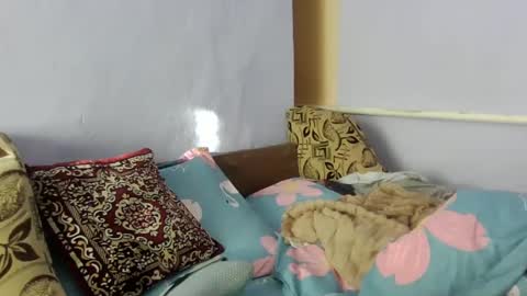 Snapshot of medjik_lool chatting on 01-15-25, 07:48 Oltereodora-lima online show from 01-15-25, 07:48