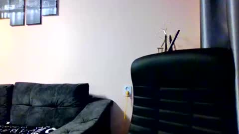 Snapshot of medjik_lool chatting on 01-18-25, 08:31 Oltereodora-lima online show from 01-18-25, 08:31