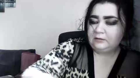 Snapshot of medjik_lool chatting on 01-20-25, 07:25 Oltereodora-lima online show from 01-20-25, 07:25