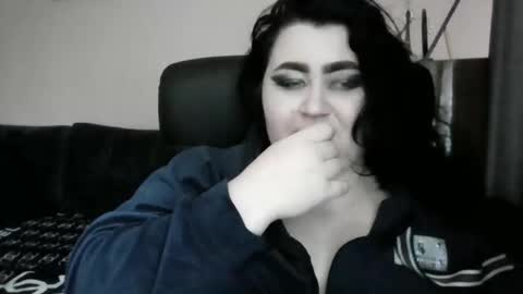 Snapshot of medjik_lool chatting on 01-23-25, 11:48 Oltereodora-lima online show from 01-23-25, 11:48