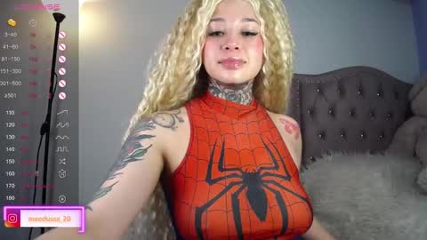 Snapshot of medusa_20 chatting on 12-17-24, 12:00 Johana online show from 12-17-24, 12:00
