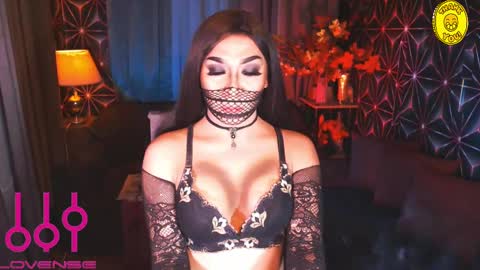 Snapshot of medusaprey chatting on 02-17-25, 12:32 THE QUEEN ALPHA   Queen Medusa Prey online show from 02-17-25, 12:32