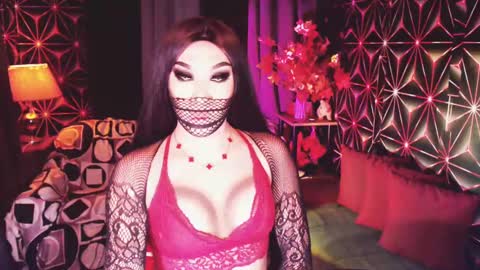 Snapshot of medusaprey chatting on 03-04-25, 02:53 THE QUEEN ALPHA   Queen Medusa Prey online show from 03-04-25, 02:53