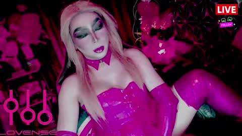 THE QUEEN ALPHA   Queen Medusa Prey online show from 03-21-26, 11:15