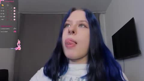 Snapshot of meedlightt chatting on 02-25-26, 06:50 Sue online show from 02-25-26, 06:50