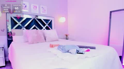 Melody online show from 10-22-25, 11:43