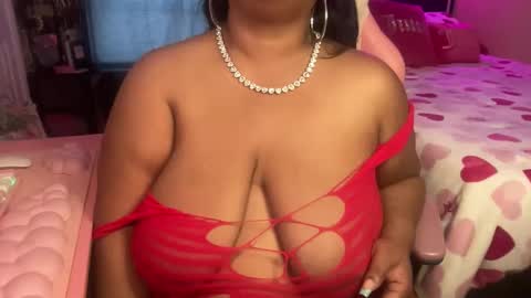 Snapshot of meetsouthernpeach chatting on 01-06-26, 07:39 Southern Peach online show from 01-06-26, 07:39