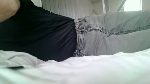 Snapshot of meforu21 chatting on 06-13-26, 12:58 meforu21 online show from 06-13-26, 12:58
