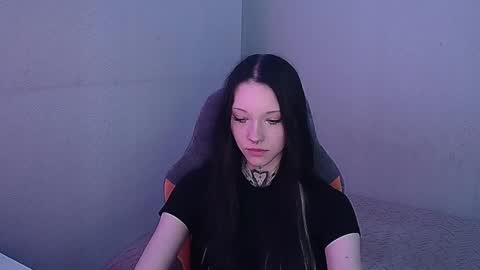 Snapshot of mefwhore chatting on 10-01-25, 05:08 mefwhOre online show from 10-01-25, 05:08