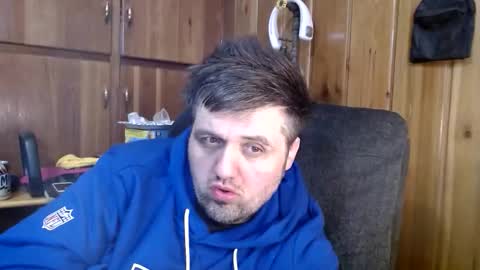 Snapshot of megachub chatting on 04-12-26, 06:57 Megachub online show from 04-12-26, 06:57