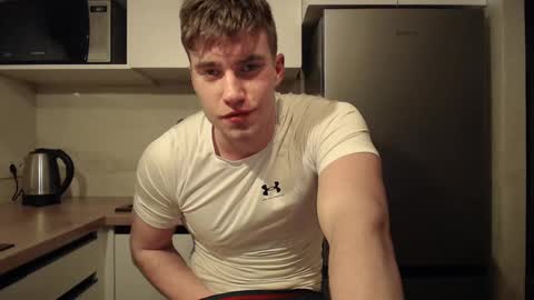 Max online show from 03-09-25, 10:52