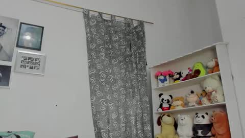 M E G A N online show from 02-09-26, 04:44