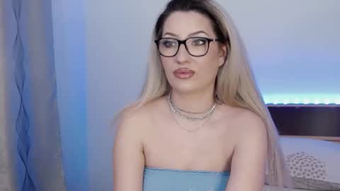 Megan Blazee  online show from 02-15-25, 11:14