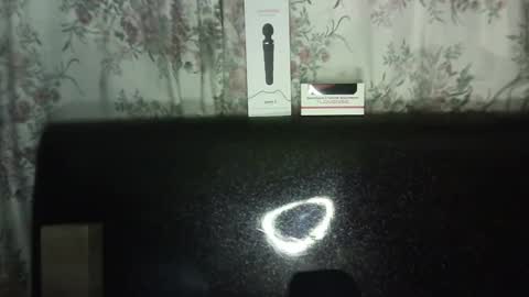 Megan and sophi online show from 12-14-24, 05:51