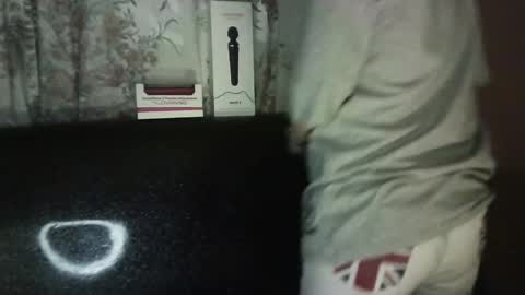 Megan and sophi online show from 12-16-24, 10:40