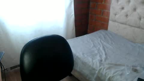 Snapshot of megan_coop3r_ chatting on 07-02-26, 03:29 Megan and sophi online show from 07-02-26, 03:29