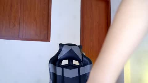 Snapshot of megan_cruzgb chatting on 04-28-26, 12:21 Carolina Paez online show from 04-28-26, 12:21