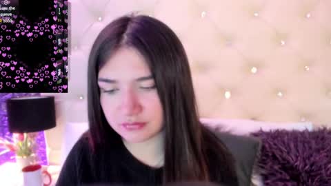 Snapshot of megan_devon chatting on 12-12-24, 12:55 online show from 12-12-24, 12:55