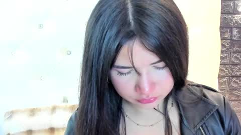 Snapshot of megan_devon chatting on 02-12-25, 11:29 online show from 02-12-25, 11:29