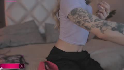 Megan online show from 10-11-25, 12:04