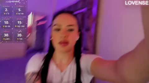 Snapshot of megan_foxix chatting on 06-24-26, 04:44 Megan online show from 06-24-26, 04:44