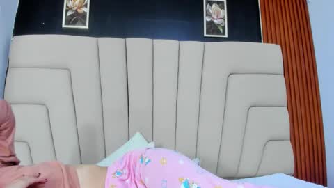 Megan online show from 03-09-26, 10:41