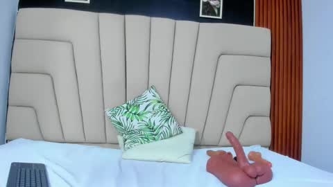 Megan online show from 03-12-26, 11:27