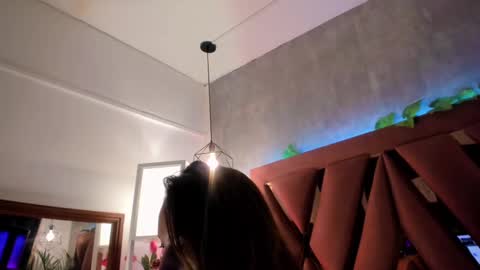    online show from 03-06-25, 02:41