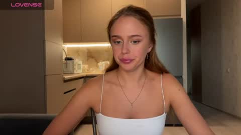 Snapshot of megan_nilson chatting on 06-26-26, 02:54 Megan online show from 06-26-26, 02:54