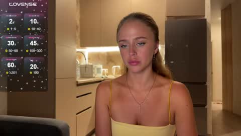 Snapshot of megan_nilson chatting on 07-04-26, 09:32 Megan online show from 07-04-26, 09:32