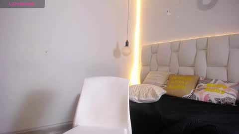 megan_quinn21 online show from 03-10-26, 08:36