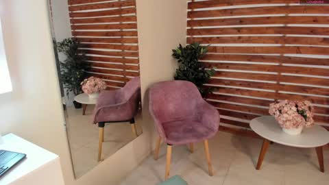 megan_raiin online show from 02-08-25, 08:31