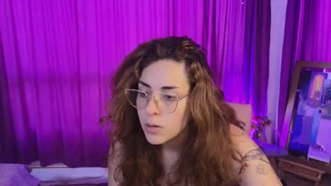 Snapshot of megan_ricci chatting on 06-05-26, 08:47 Laura online show from 06-05-26, 08:47
