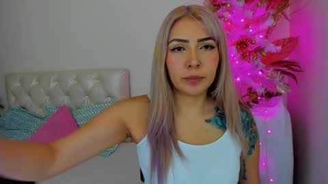 Megan rose online show from 01-04-25, 12:16